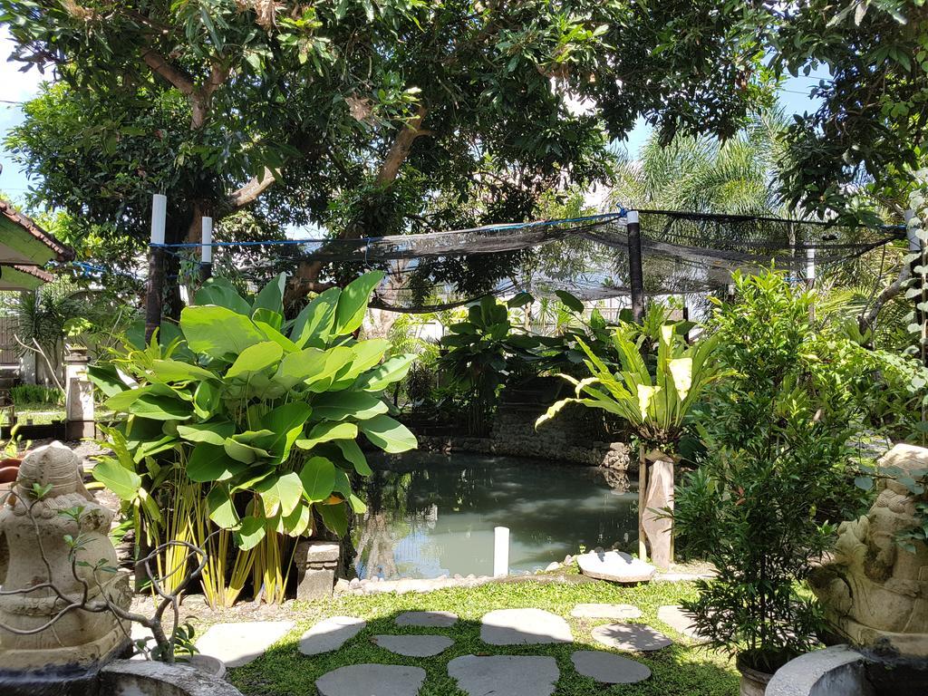 Villa Bale Seni Матарам Экстерьер фото
